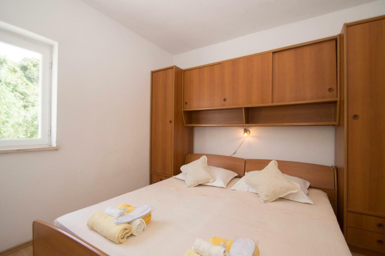 Vita Apartments Zrnovo Esterno foto