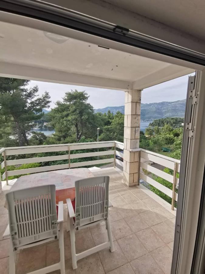Vita Apartments Zrnovo Esterno foto